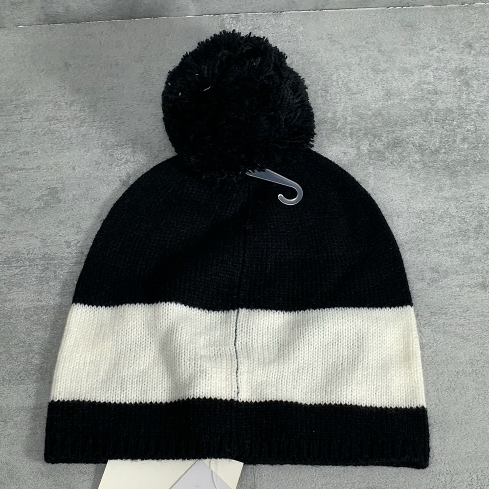 kate spade new york Black/White "BRRR" Yarn Pompom - Picture 3 of 8